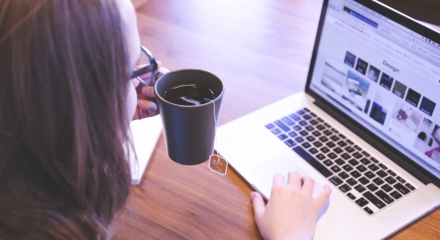 Parodykime, kaip vyksta paskaitos nuotoliniu būdu!