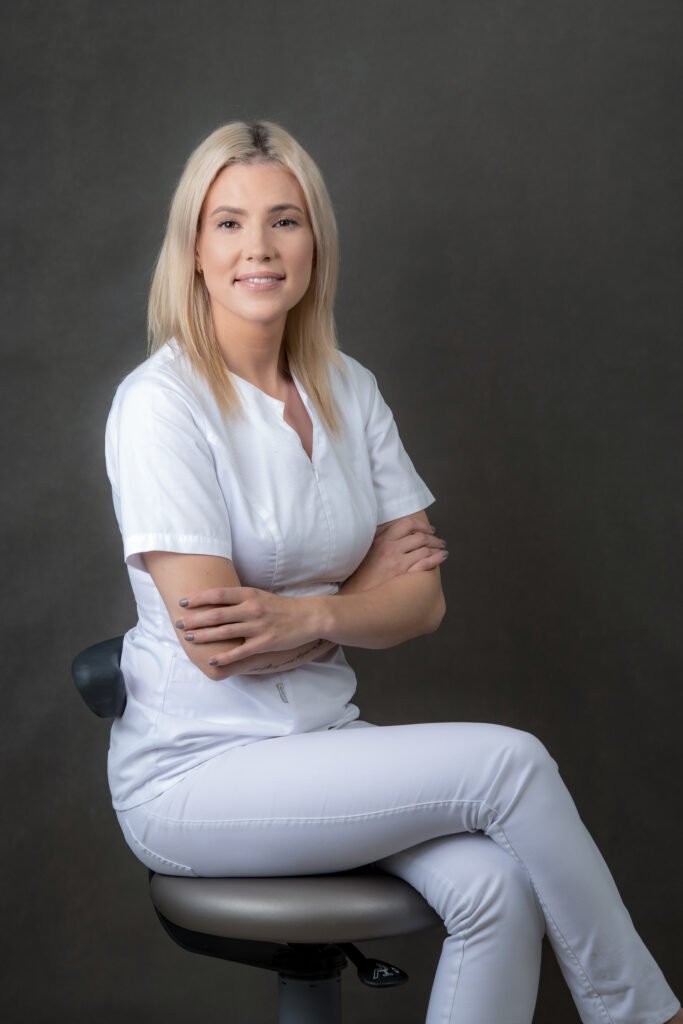 Burnos higiena, Lina Šveikauskienė