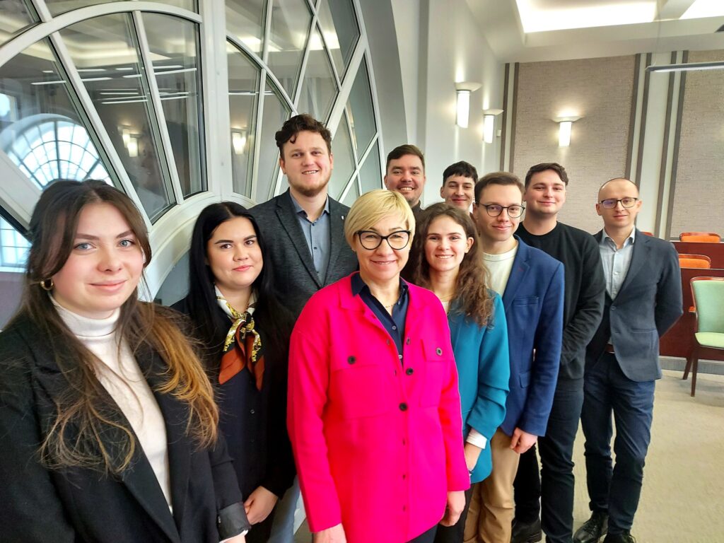 Kolegijų studentai diskutavo su Švietimo, mokslo ir sporto ministre