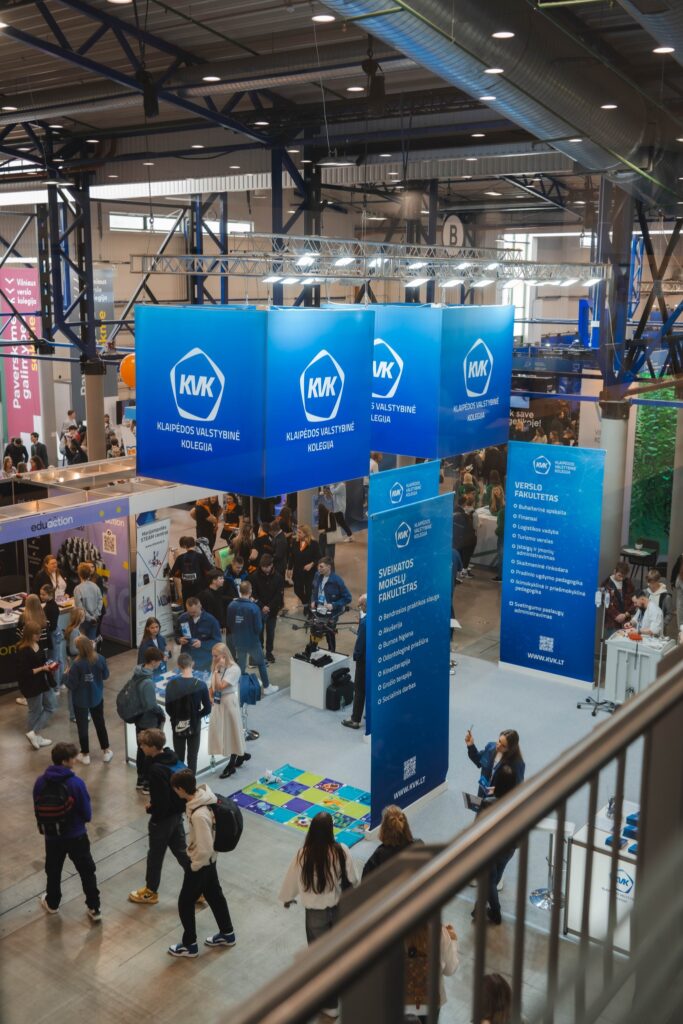 Karjeros ir studijų mugėje 2024 kvietėme matuotis svajonių profesiją