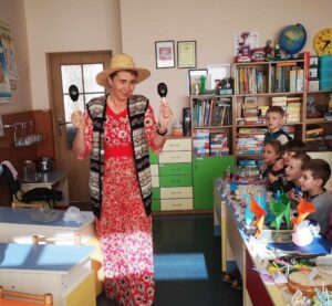 Ikimokyklinė ir priešmokyklinė pedagogika, Eglė Česnelienė