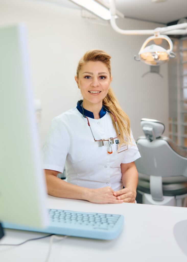 Nina Kiumarsi, Dental Hygiene